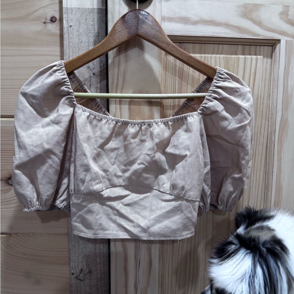 SHEIN Light Tan Puff Sleeve Crop Blouse